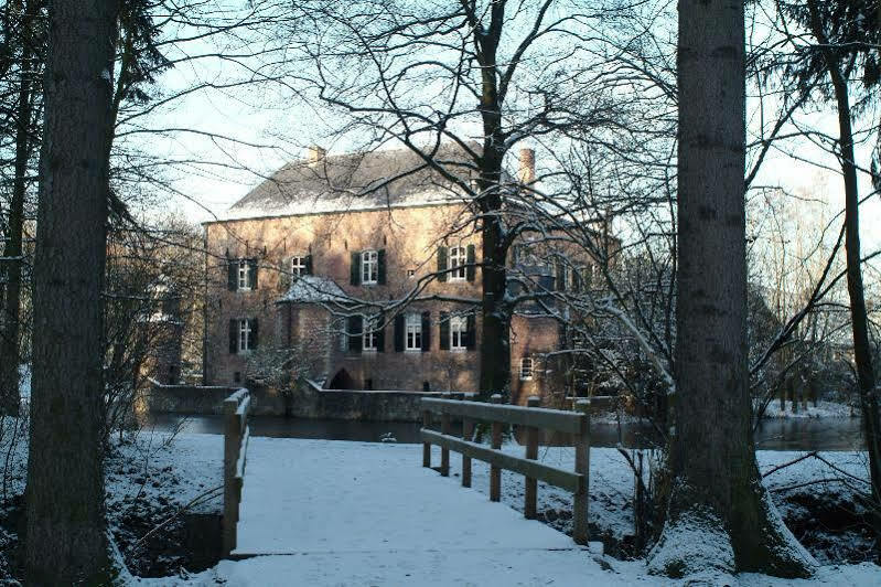 Fletcher Hotel-Restaurant Kasteel Erenstein Kerkrade Exterior foto